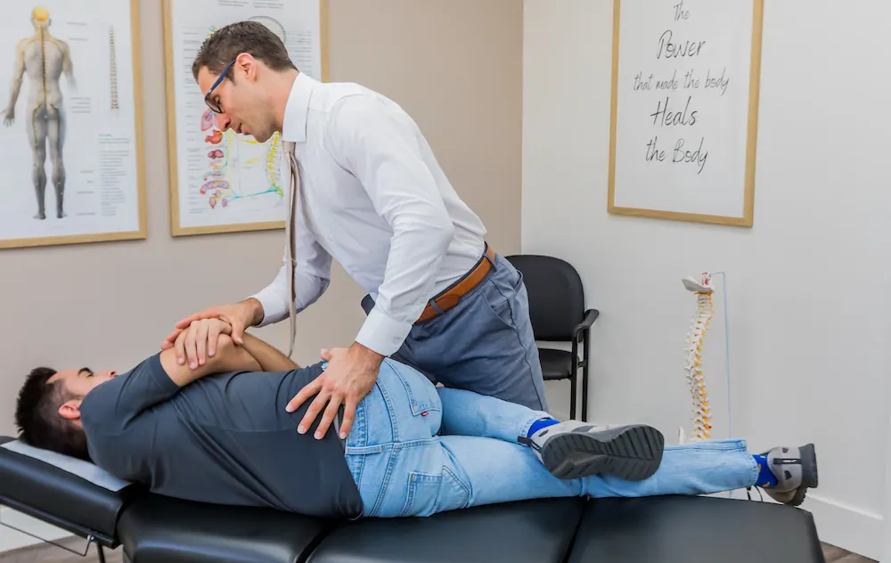 Chiropractor lower back pain relief treatment